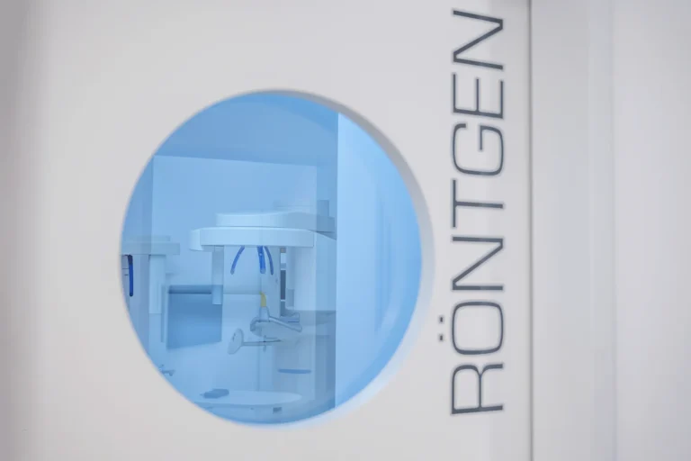 DVT und digitales Röntgen für die kieferorthopädische Diagnostik